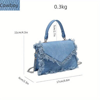 Sac Bandoulière Mini Chic en Denim Bleu avec Détail de Pompon - Sac à Main à Chaîne d'Inspiration Vintage pour Femmes