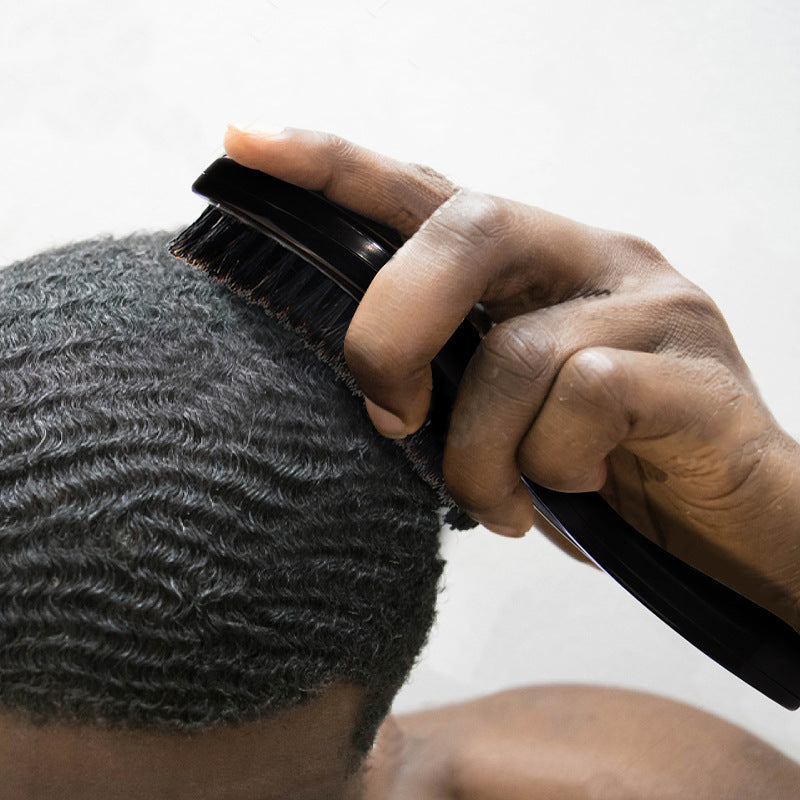 Pinceau à Ondulations pour Hommes - Poignée en Plastique ABS avec Soies en Plastique, Peigne de Finition en Forme d'Ondulation pour Tous les Types de Cheveux, Brosse à Cheveux de Massage et de Styling