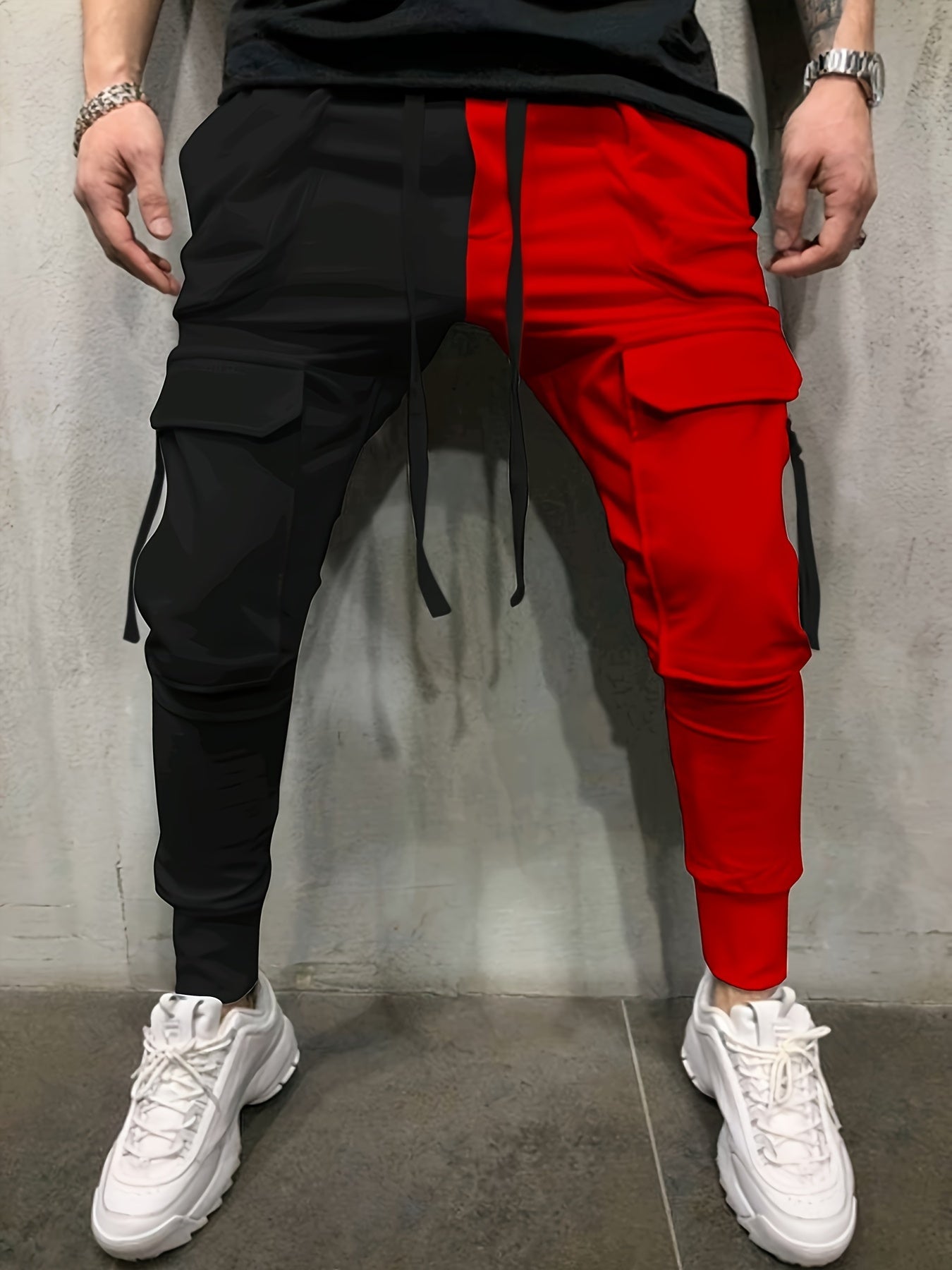 Pantalon de jogging long pour homme avec style coloré et plusieurs poches, idéal pour toutes les saisons et la vie urbaine.