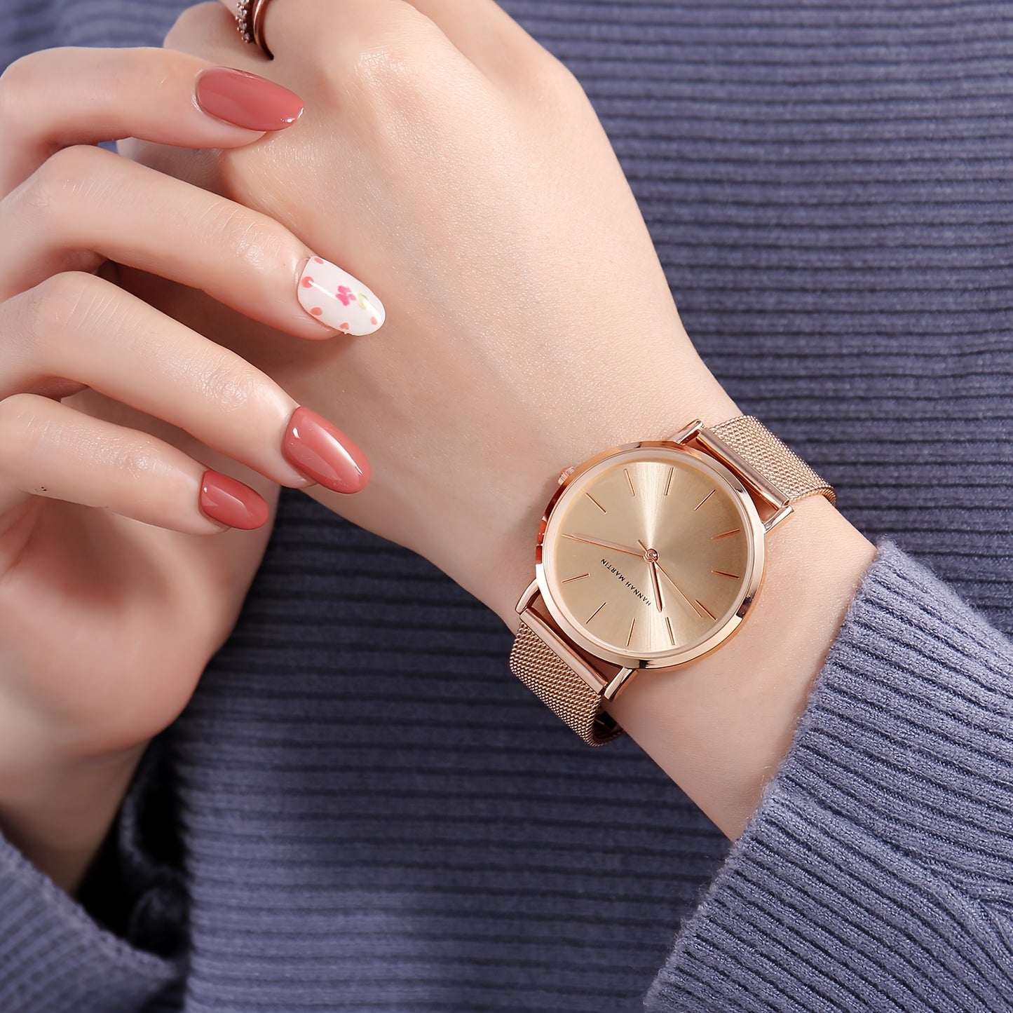 Sophisticated Women's Quartz Watch Waterproof Stainless Steel with Elegant Analog Display Eid Gift 