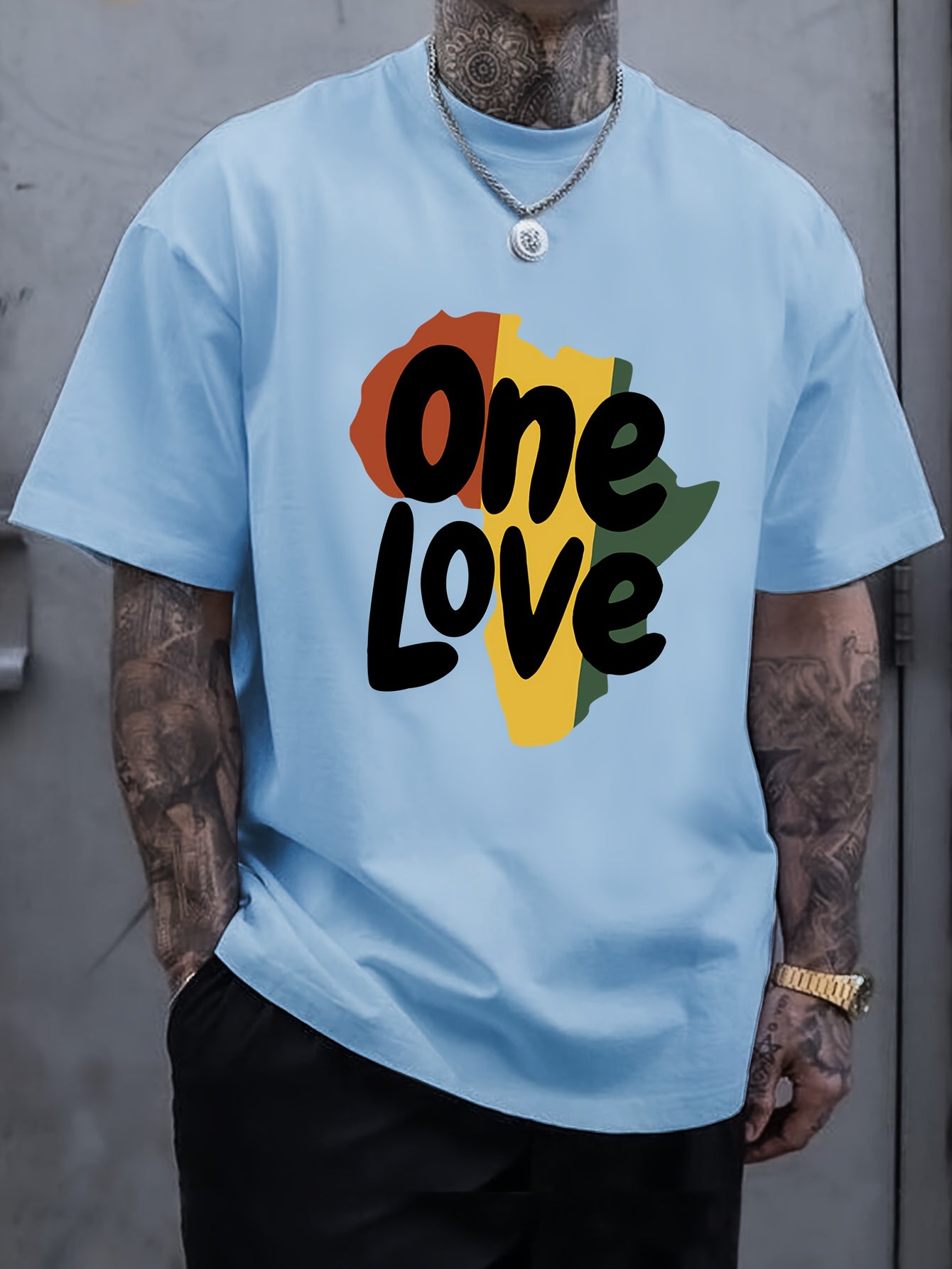 Un t-shirt à manches courtes pour homme avec un imprimé "One Love Letter", un haut décontracté et confortable à col rond élastique pour les activités de plein air pour hommes.